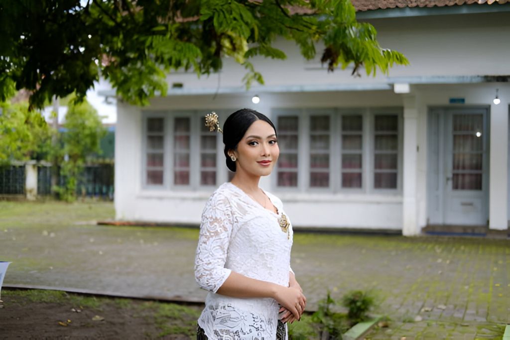Digitalisasi kebaya
