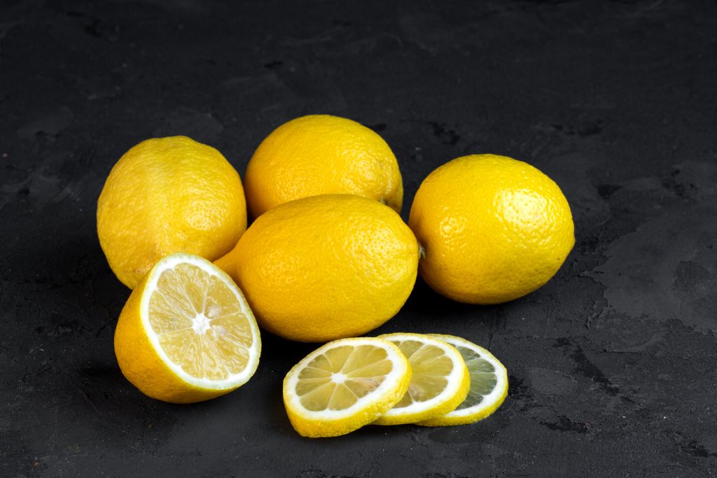 Manfaat Lemon