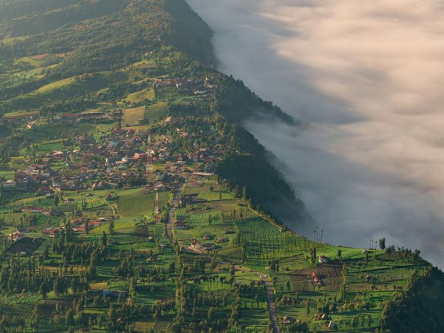 Ilustrasi Desa dengan Segudang Potensinya