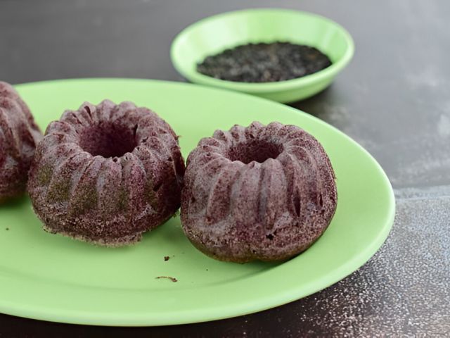 Ilustrasi bolu ketan keju lumer.