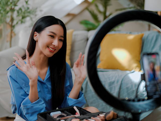 Influencer dan Content Creator